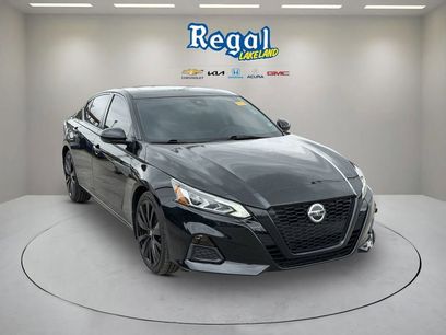 Used 2021 Nissan Altima 2.5 SR w/ SR Premium Package