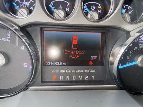 Used 2015 Ford F350 XLT w/ XLT Premium Package image 14