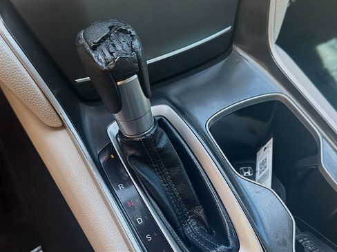 Used 2018 Honda Accord LX image 13
