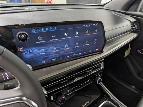 New 2026 Chevrolet Traverse LT w/ Sun and Wheel Package image 23