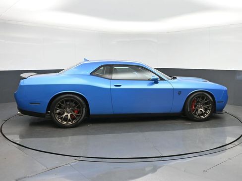 Used 2016 Dodge Challenger SRT Hellcat RWD image 8