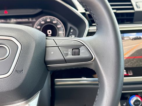 Used 2025 Audi Q3 2.0T Premium Plus w/ Premium Plus Package image 38