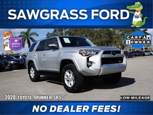 Used 2020 Toyota 4Runner SR5 image 1