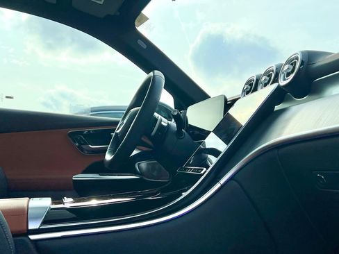 Certified 2026 Mercedes-Benz GLC 300 4MATIC image 15