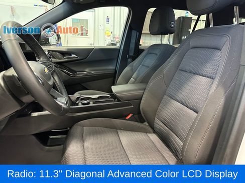 Used 2026 Chevrolet Equinox LT AWD/4WD image 16