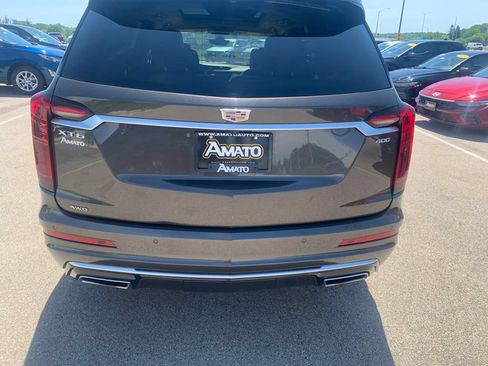 Used 2020 Cadillac XT6 Premium Luxury w/ Platinum Package AWD/4WD image 4