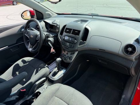 Used 2012 Chevrolet Sonic LT FWD image 6