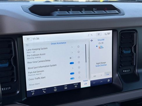 Used 2022 Ford Bronco Wildtrak image 36