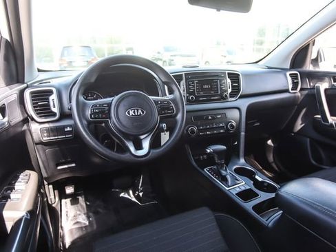 Used 2018 Kia Sportage LX FWD image 25