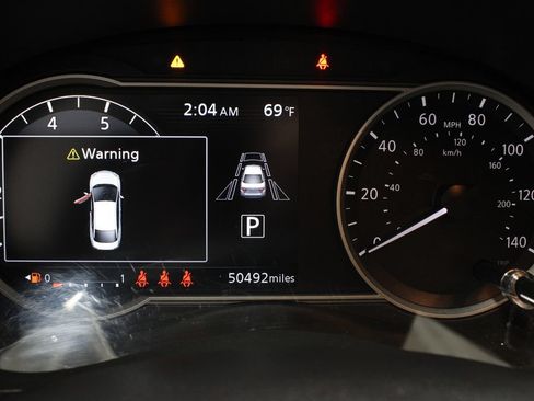 Certified 2024 Nissan Versa SV FWD image 29