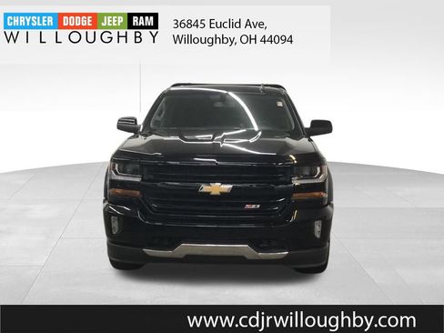 Used 2018 Chevrolet Silverado 1500 LT w/ All Star Edition image 2
