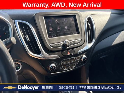 Used 2021 Chevrolet Equinox LT AWD/4WD image 19