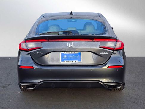 Used 2022 Honda Civic Sport Touring image 4