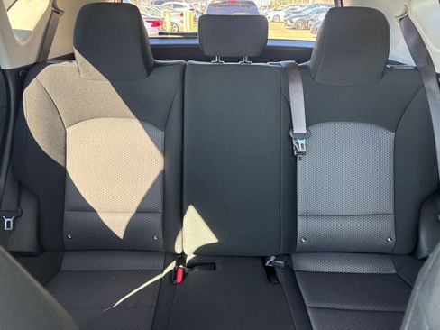Used 2025 Kia Soul LX w/ LX Technology Package FWD image 36