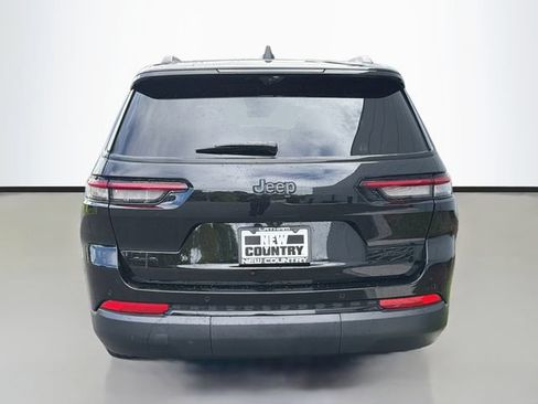 Used 2025 Jeep Grand Cherokee L Limited w/ Luxury Tech Group II AWD/4WD image 10