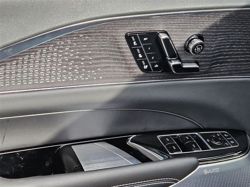 New 2026 Cadillac Lyriq V w/ LPO, Floor Liner Package AWD/4WD image 24