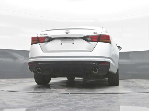 Used 2024 Nissan Altima 2.5 SR FWD image 35