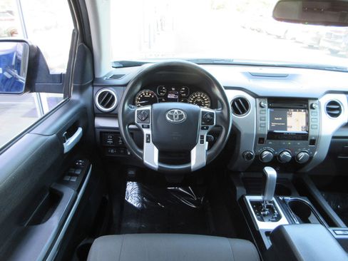 Used 2019 Toyota Tundra SR5 AWD/4WD image 30