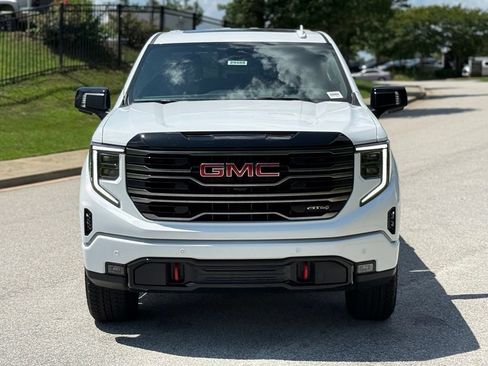 New 2026 GMC Sierra 1500 AT4 w/ AT4 Premium Package AWD/4WD image 9