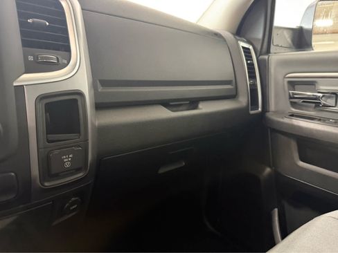 Used 2023 RAM 1500 Classic SLT AWD/4WD image 20