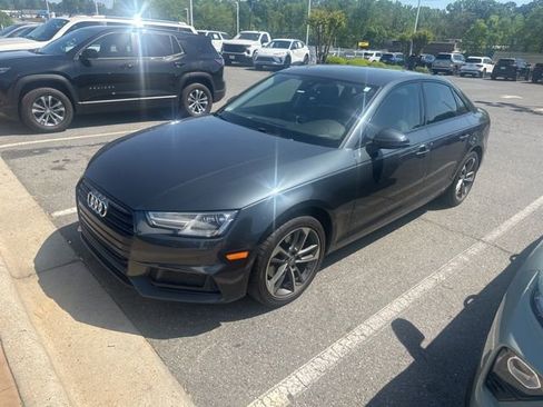 Used 2019 Audi A4 2.0T Premium image 3