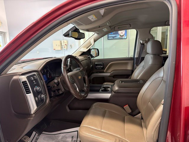 Used 2018 Chevrolet Silverado 1500 LTZ Z71 w/ LTZ Plus Package AWD/4WD image 11