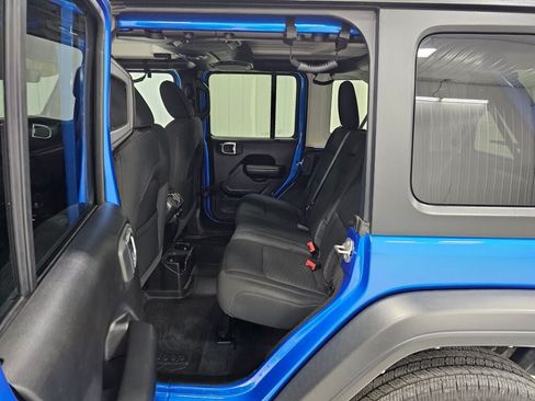 Used 2021 Jeep Wrangler Unlimited Sport AWD/4WD image 12