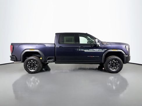 New 2026 GMC Sierra 2500 AT4X AWD/4WD image 8