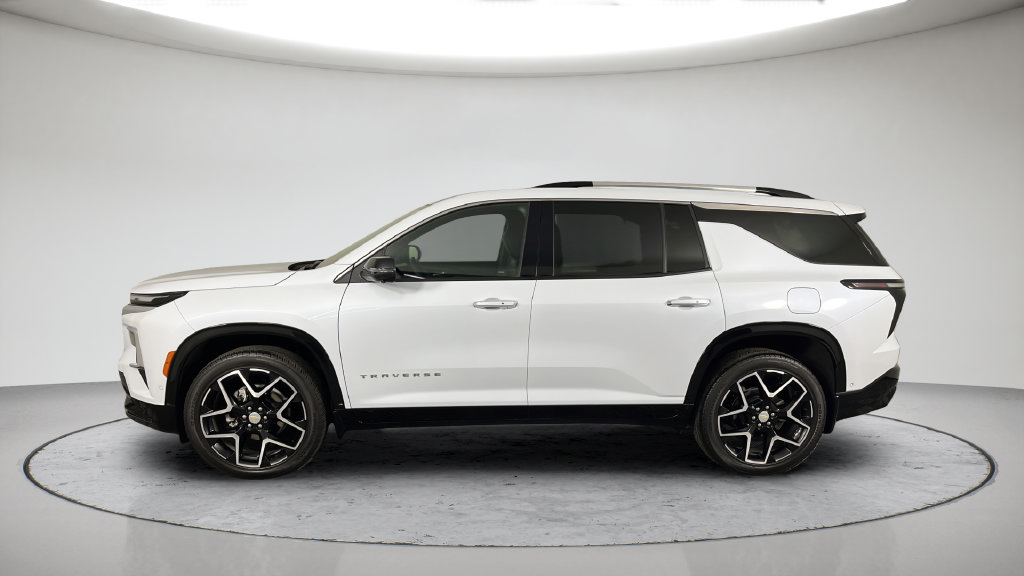 Used 2026 Chevrolet Traverse High Country w/ LPO, Floor Liner Package AWD/4WD image 12