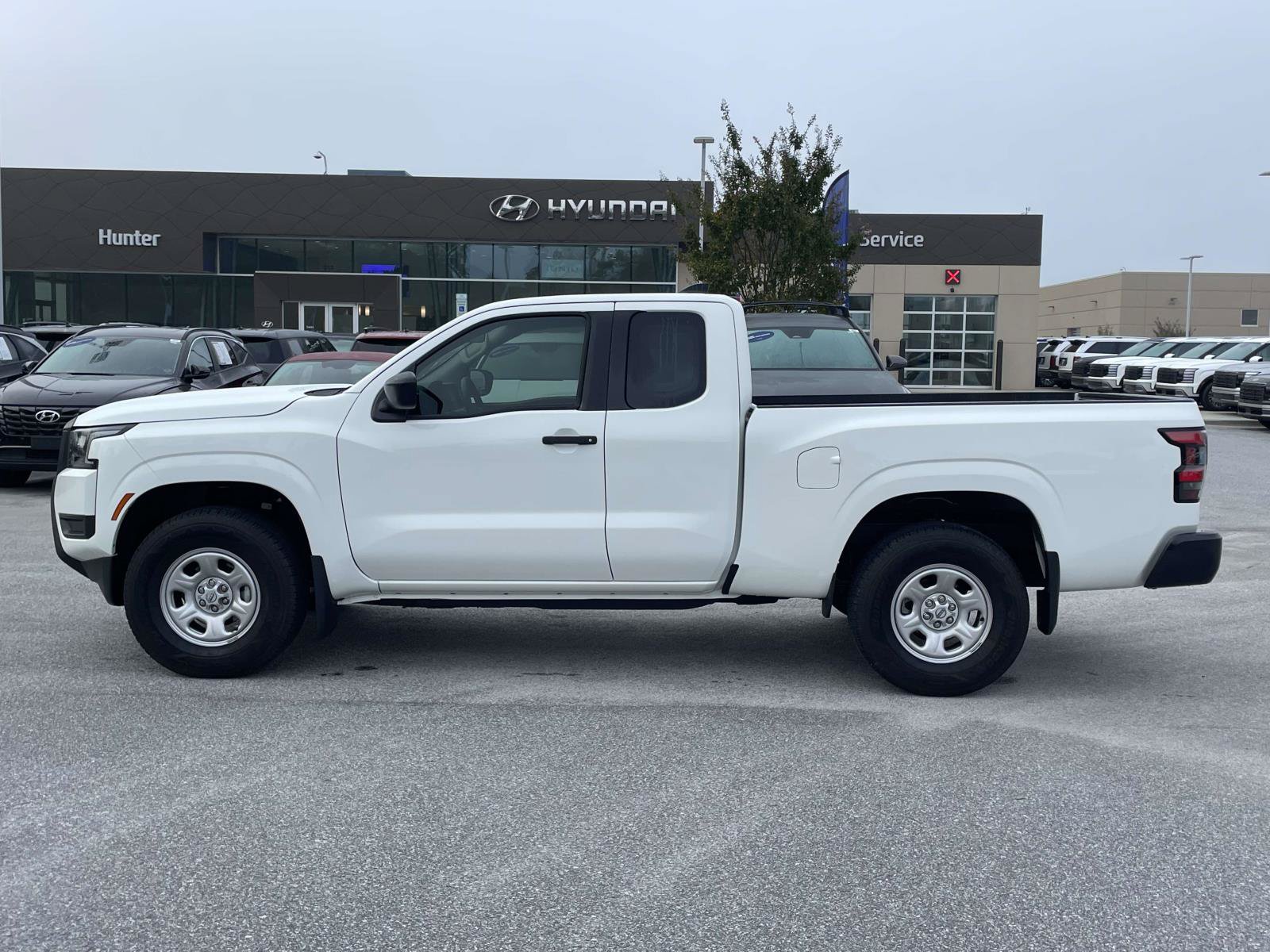 Used 2026 Nissan Frontier S w/ S Utility Package AWD/4WD image 25