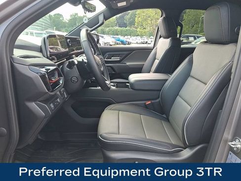 Used 2026 Chevrolet Silverado EV Trail Boss AWD/4WD image 2