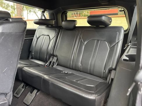Used 2020 Ford Expedition Max Limited RWD image 17