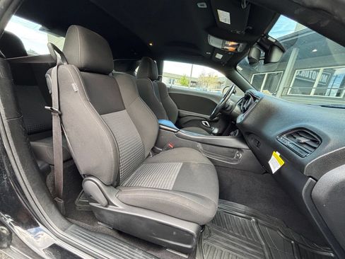 Used 2022 Dodge Challenger GT AWD/4WD image 20