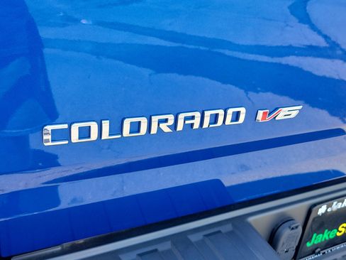 Used 2019 Chevrolet Colorado Z71 AWD/4WD image 7