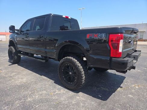 Used 2019 Ford F250 Lariat w/ Lariat Ultimate Package AWD/4WD image 6