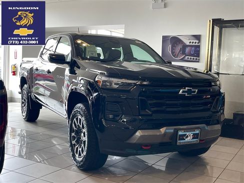 New 2025 Chevrolet Colorado Z71 w/ Z71 Convenience Package 2 image 1
