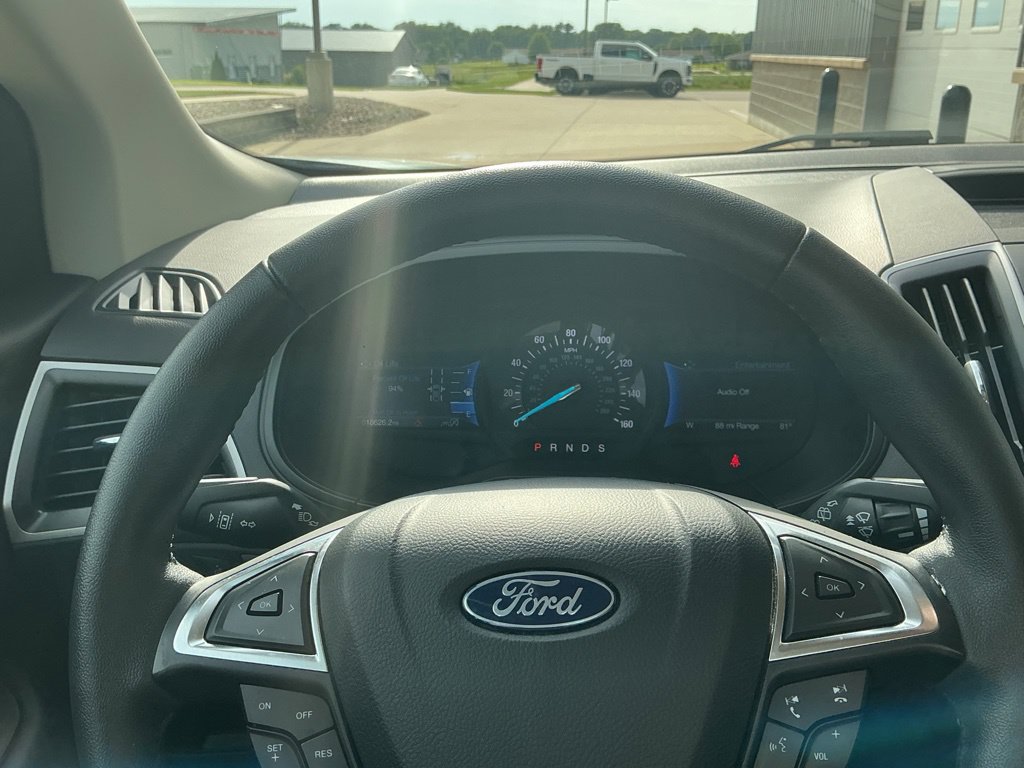 Used 2024 Ford Edge SEL w/ Convenience Package AWD/4WD image 12