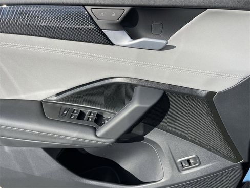 New 2026 Volkswagen Tiguan SE R-Line image 17