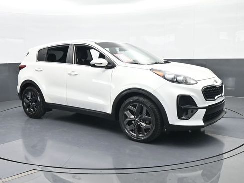 Used 2022 Kia Sportage LX w/ LX FWD Value Edition Package image 8