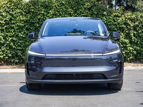 Used 2026 Tesla Model Y AWD image 2