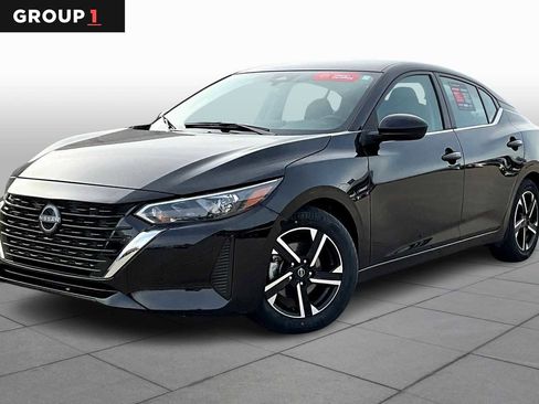 Used 2024 Nissan Sentra SV image 1