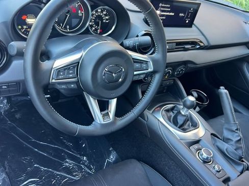 New 2026 MAZDA MX-5 Miata Club w/ Interior Package RWD image 14