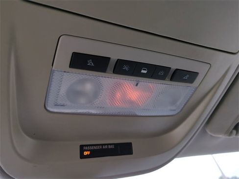 Used 2019 Chevrolet Colorado Z71 w/ Z71 Midnight Edition image 22