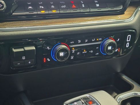 Used 2024 Chevrolet Silverado 1500 RST w/ Redline Edition image 35