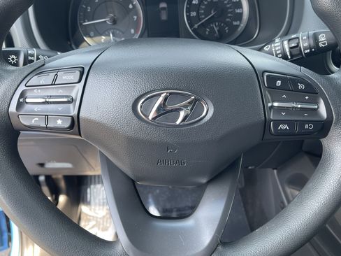 Used 2022 Hyundai Kona SEL w/ Cargo Package AWD/4WD image 19