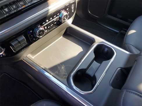 New 2025 GMC Sierra 2500 SLT w/ SLT Premium Package image 34