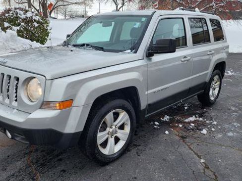 Used 2011 Jeep Patriot Latitude image 1