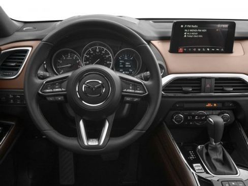Used 2017 MAZDA CX-9 Signature image 10