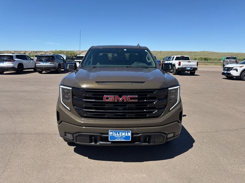 Used 2023 GMC Sierra 1500 Elevation w/ Elevation Premium Package AWD/4WD image 6