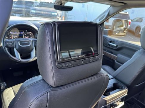 Used 2020 GMC Sierra 2500 Denali w/ Denali Ultimate Package image 13
